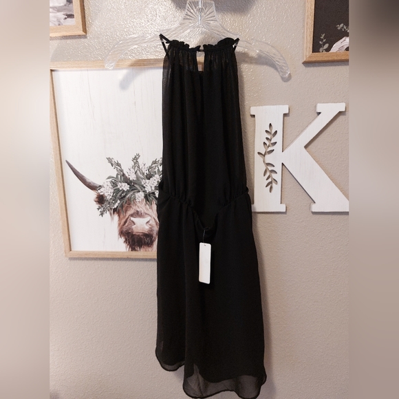 NWT CH4 Stunning Black high neck open back Dress Size Small - Picture 4 of 4